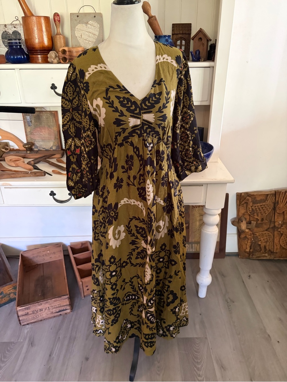 NWOT White Stuff Olive Green Floral V-Neck Midi Dress